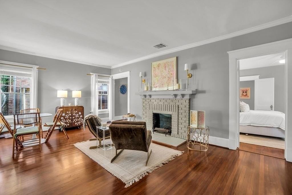 4916 Abbott Ave - Photo 2 of 29