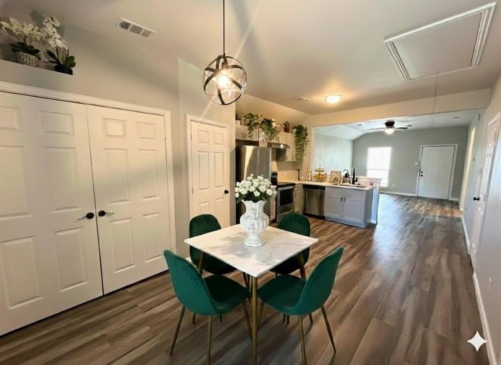 2619 Stephenson Dr - Photo 4 of 12