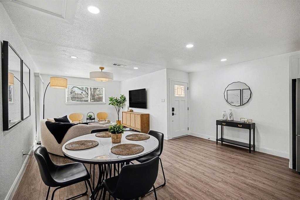 718 E Pecan St #718 - Photo 7 of 27