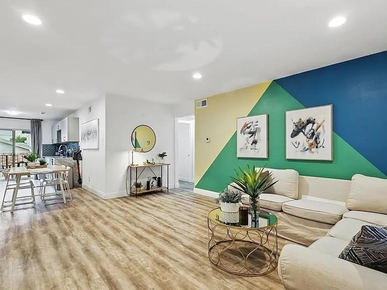 8083 Meadow Rd #225 - Photo 5 of 22