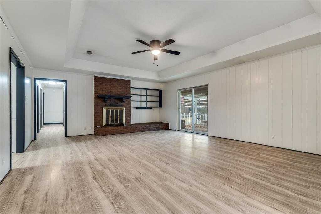 718 Knollridge Dr - Photo 3 of 12