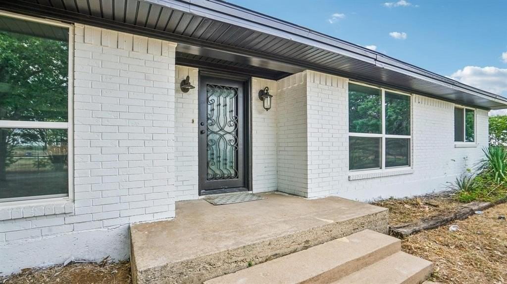 1222 Golden Hoof Dr - Photo 2 of 29