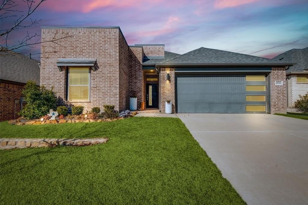 10636 Enchanted Rock Way - Photo 2 of 28