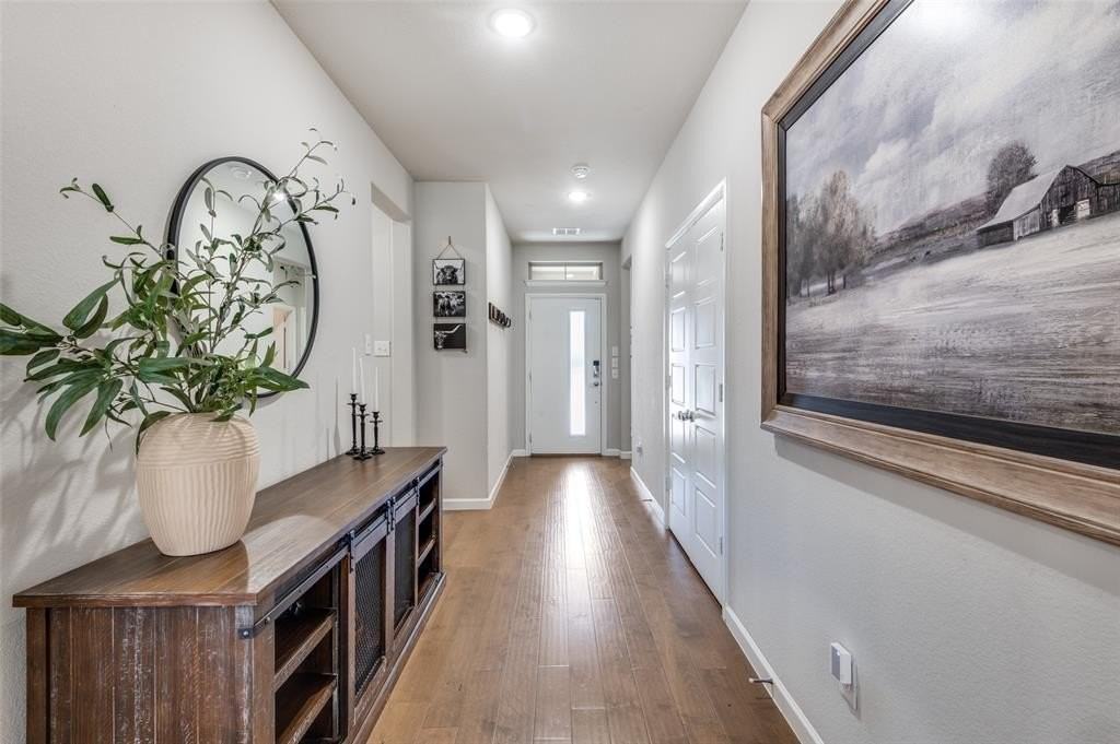 10636 Enchanted Rock Way - Photo 3 of 28