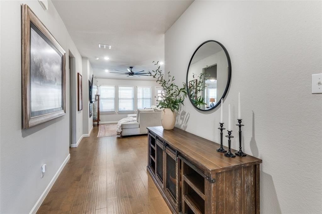 10636 Enchanted Rock Way - Photo 4 of 28