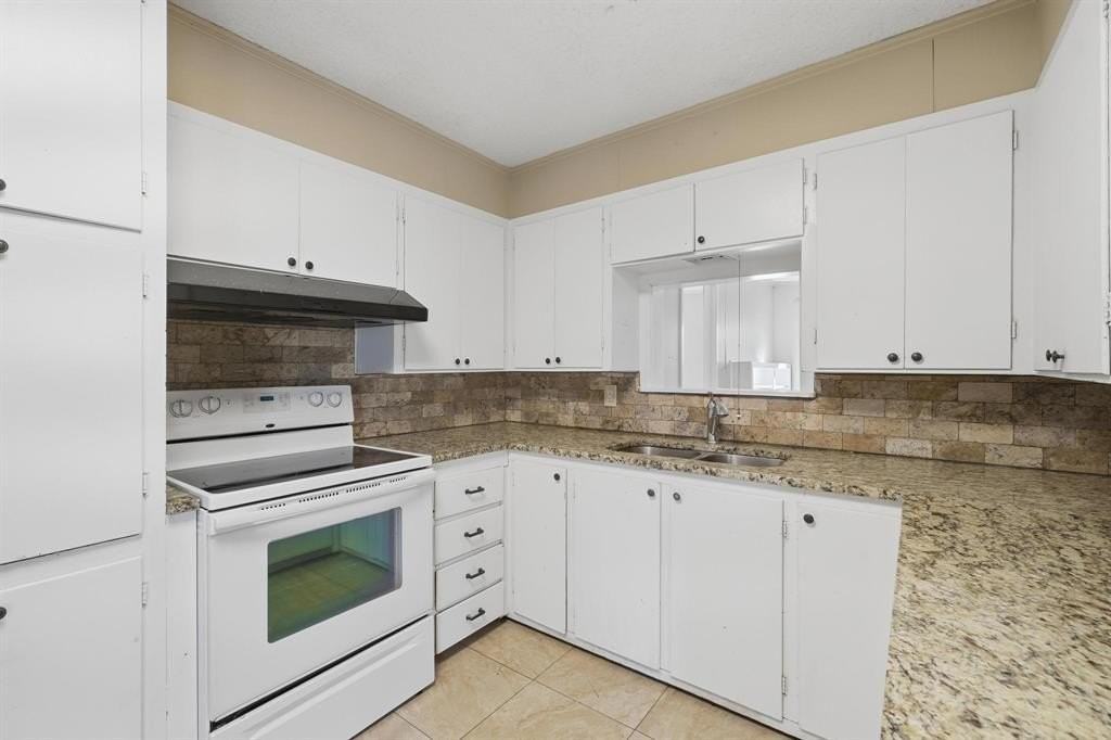 2857 S 5th St - Photo 7 of 34