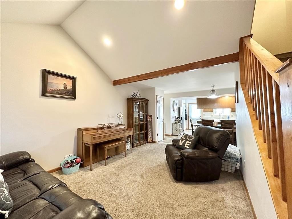 1103 31st St - Photo 3 of 29