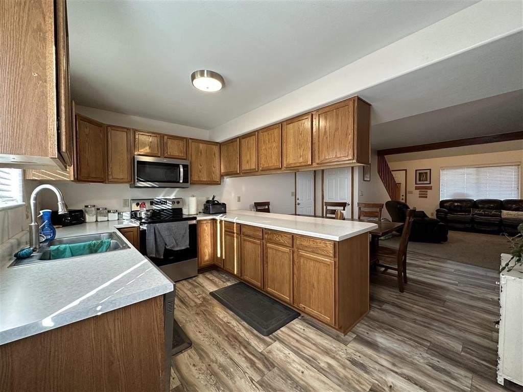 1103 31st St - Photo 7 of 29