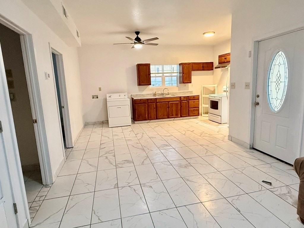 16590 S Windmill Ave - Photo 4 of 8