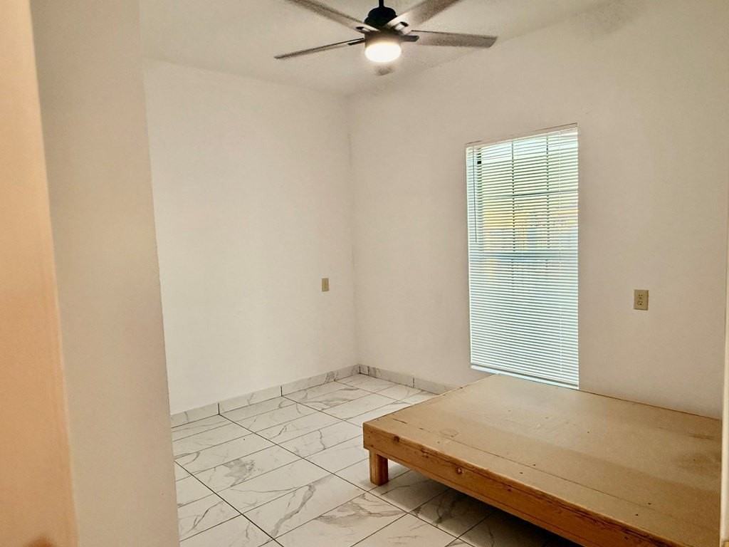 16590 S Windmill Ave - Photo 7 of 8