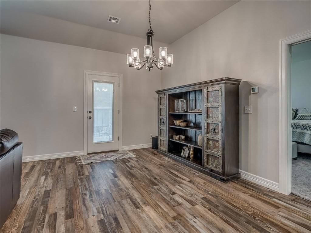 12828 High Plains Ave - Photo 6 of 22