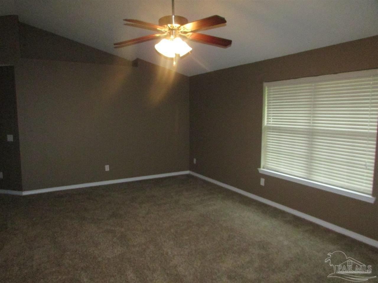 396 Tree Swallow Dr - Photo 5 of 22