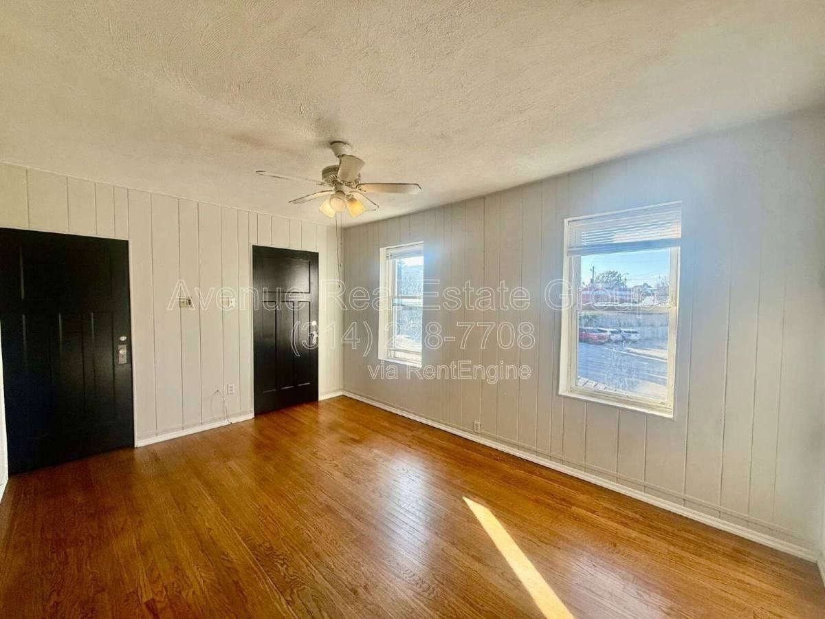 2718 Hampton Ave #2 - Photo 3 of 10