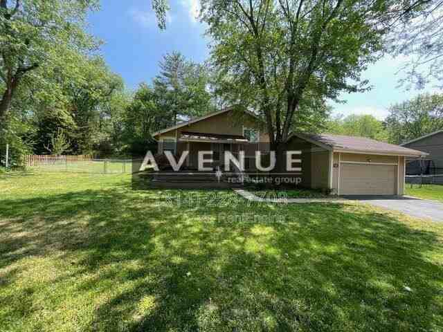 444 Applestone Dr - Photo 2 of 10