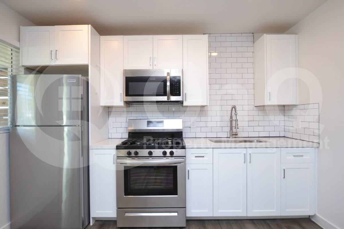 1202 E Kaler Dr #3 - Photo 2 of 9