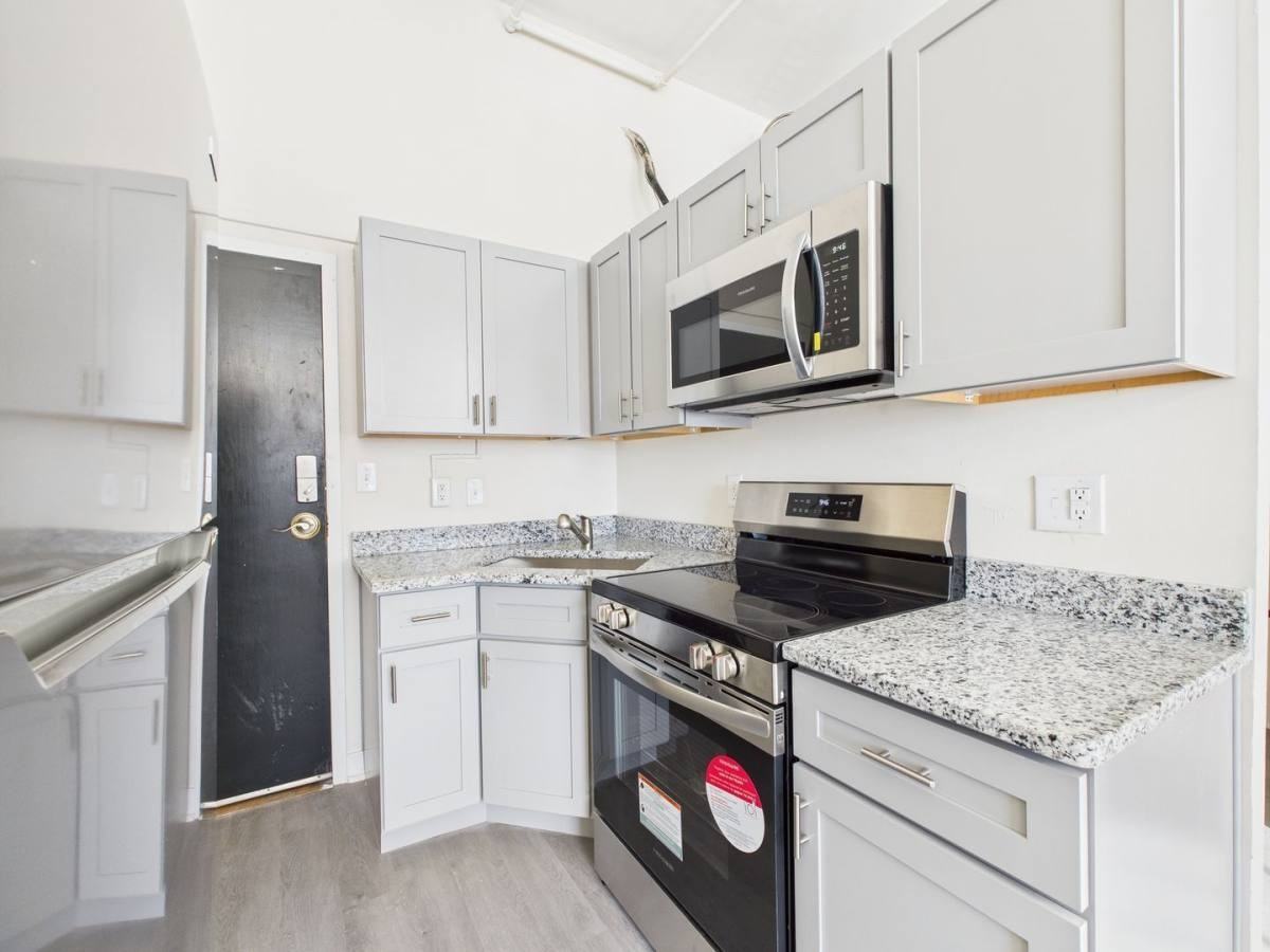 10 S 14th St #207 - Photo 3 of 10