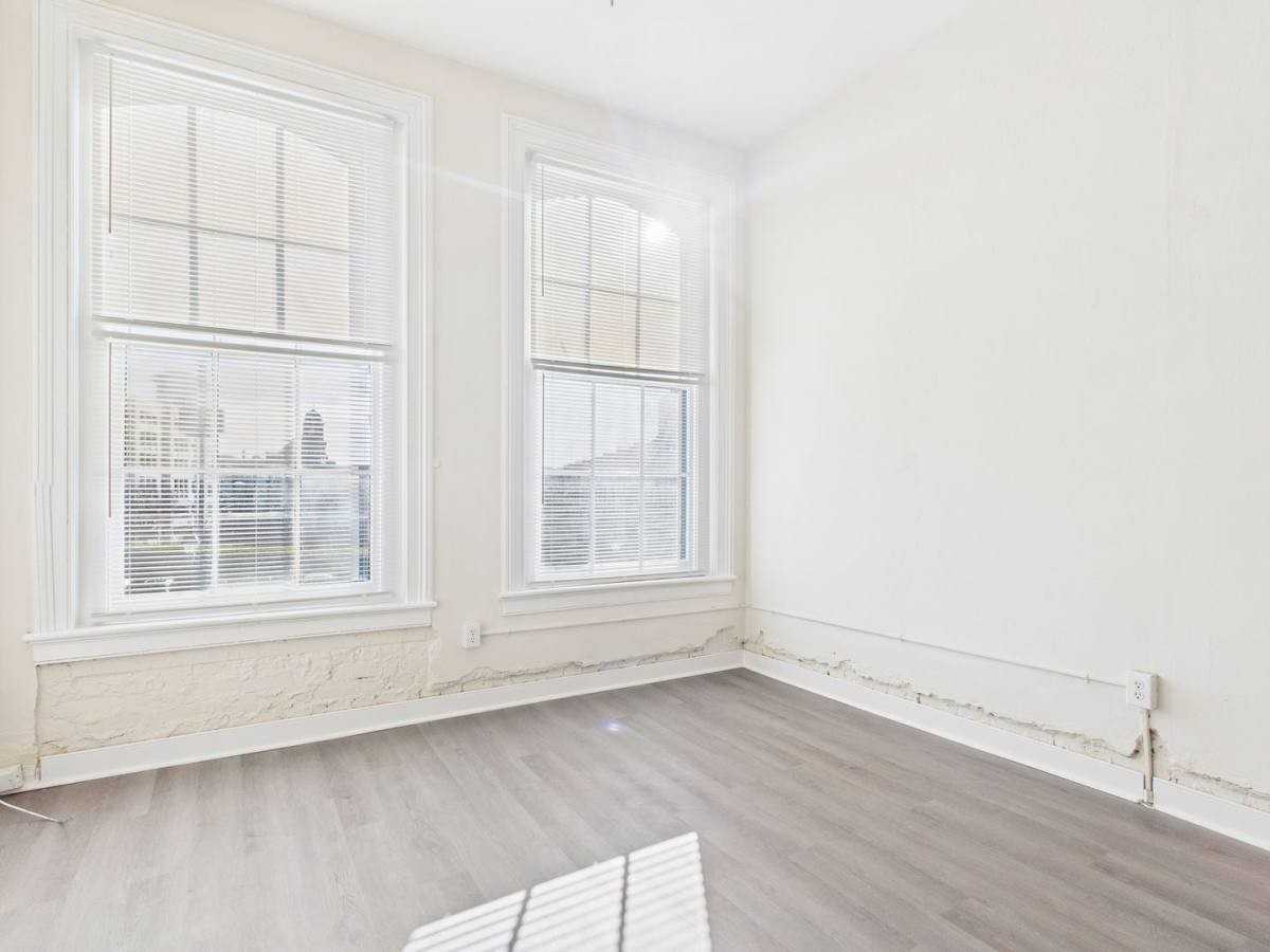 10 S 14th St #207 - Photo 6 of 10