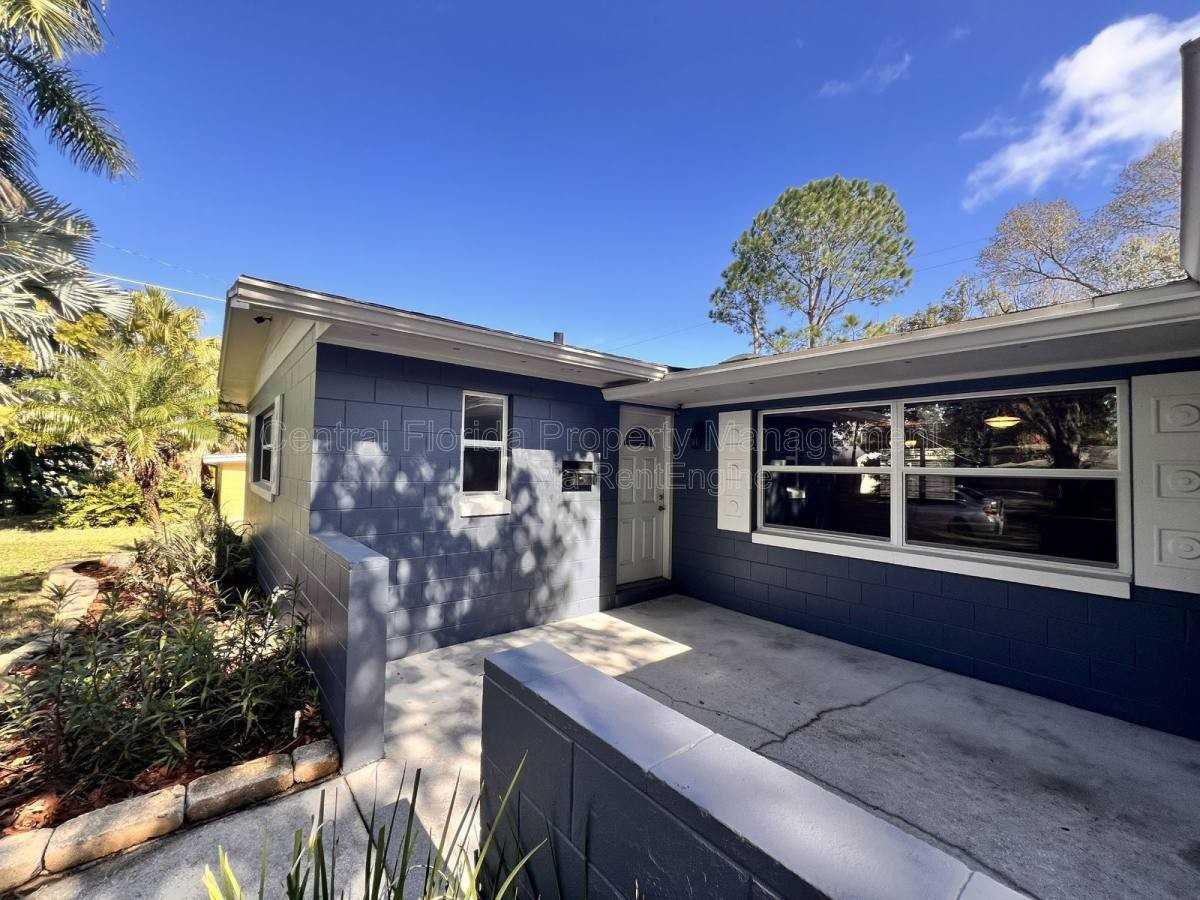 807 Morocco Ave - Photo 3 of 10