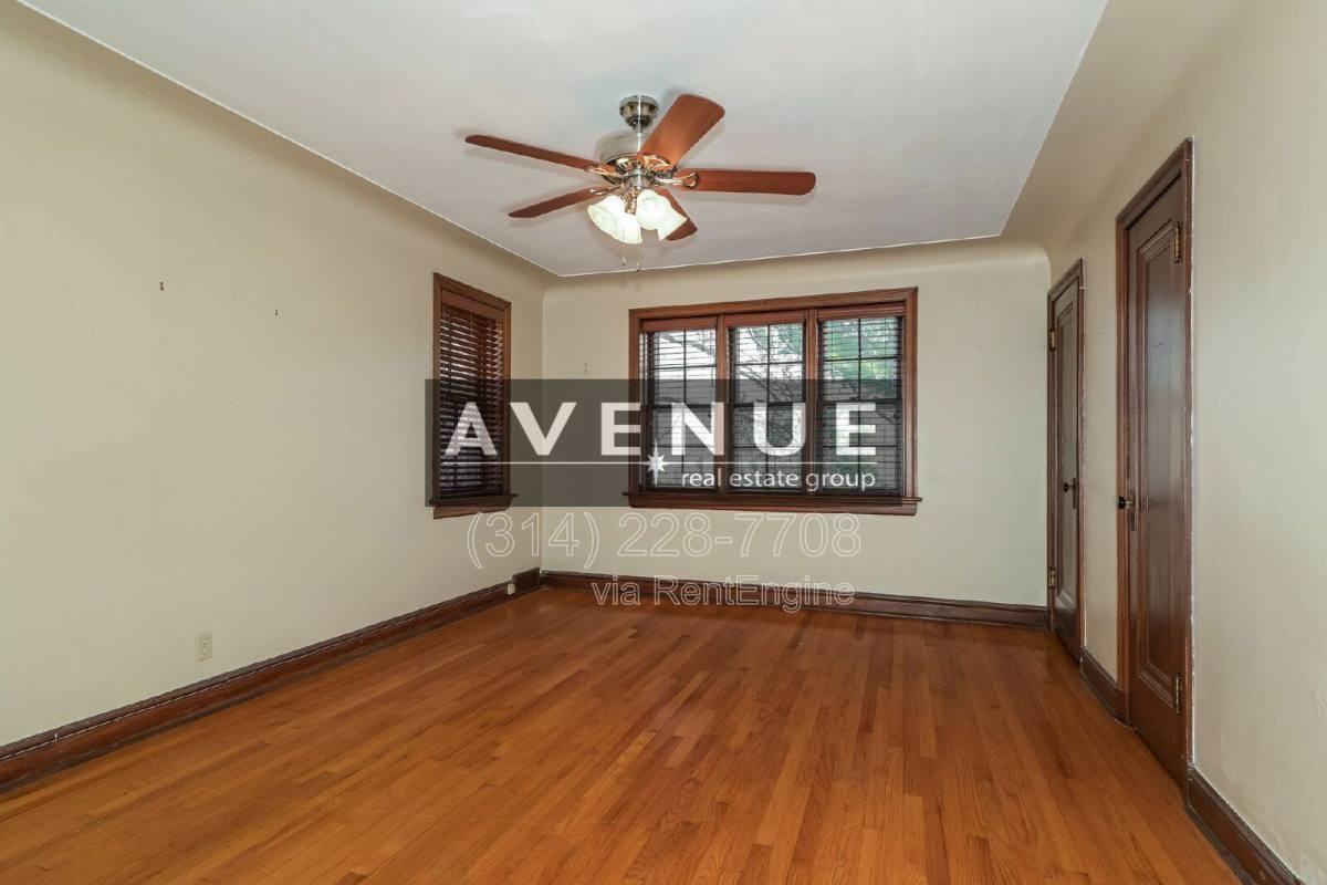 7248 Stanford Ave - Photo 2 of 10