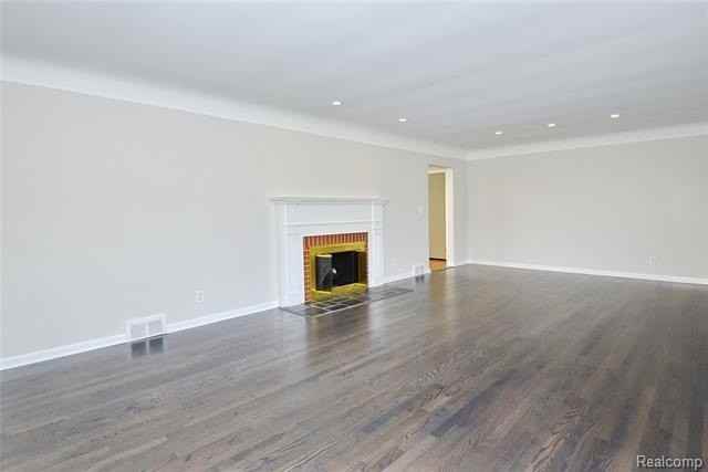 5255 Kellen Ln - Photo 3 of 32