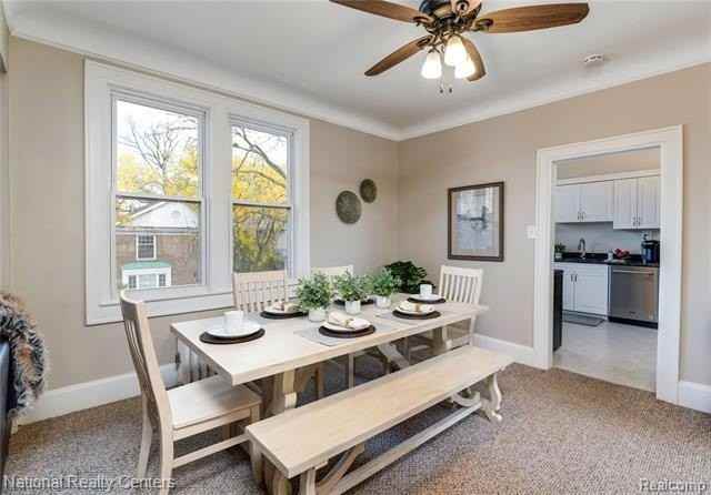 255 W Brown St - Photo 5 of 22