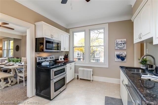 255 W Brown St - Photo 7 of 22