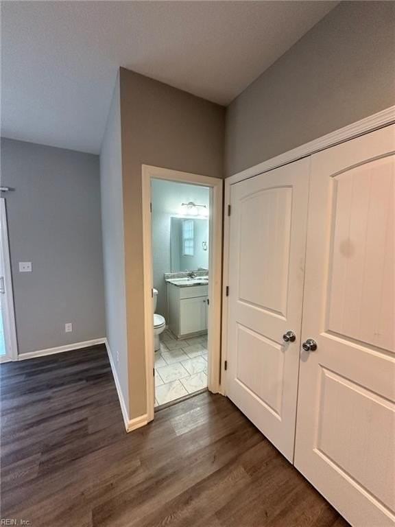 521 Ashley Ave - Photo 5 of 20