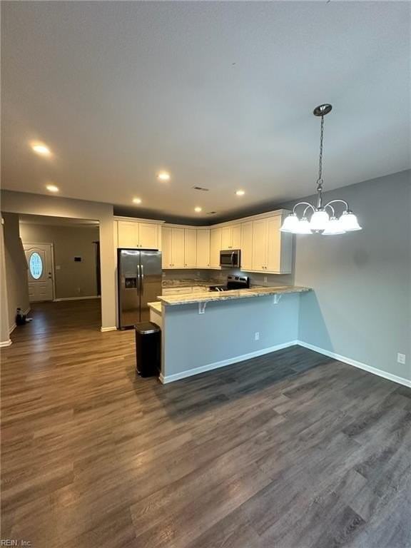 521 Ashley Ave - Photo 7 of 20