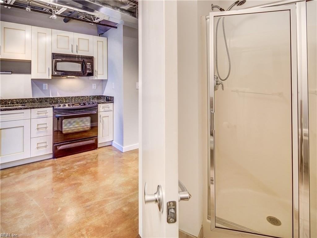 415 Saint Pauls Blvd #109 - Photo 6 of 23