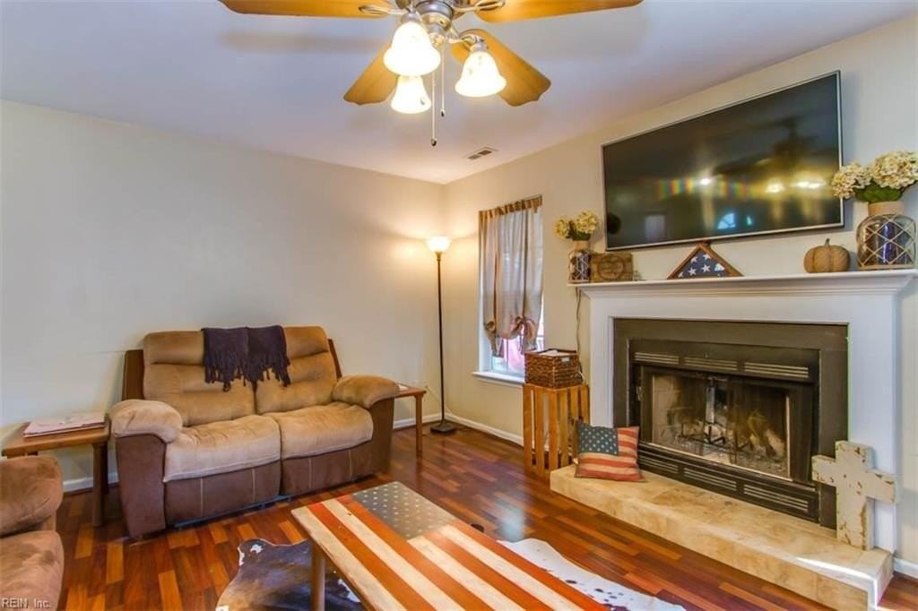 1512 Independence Blvd - Photo 4 of 15