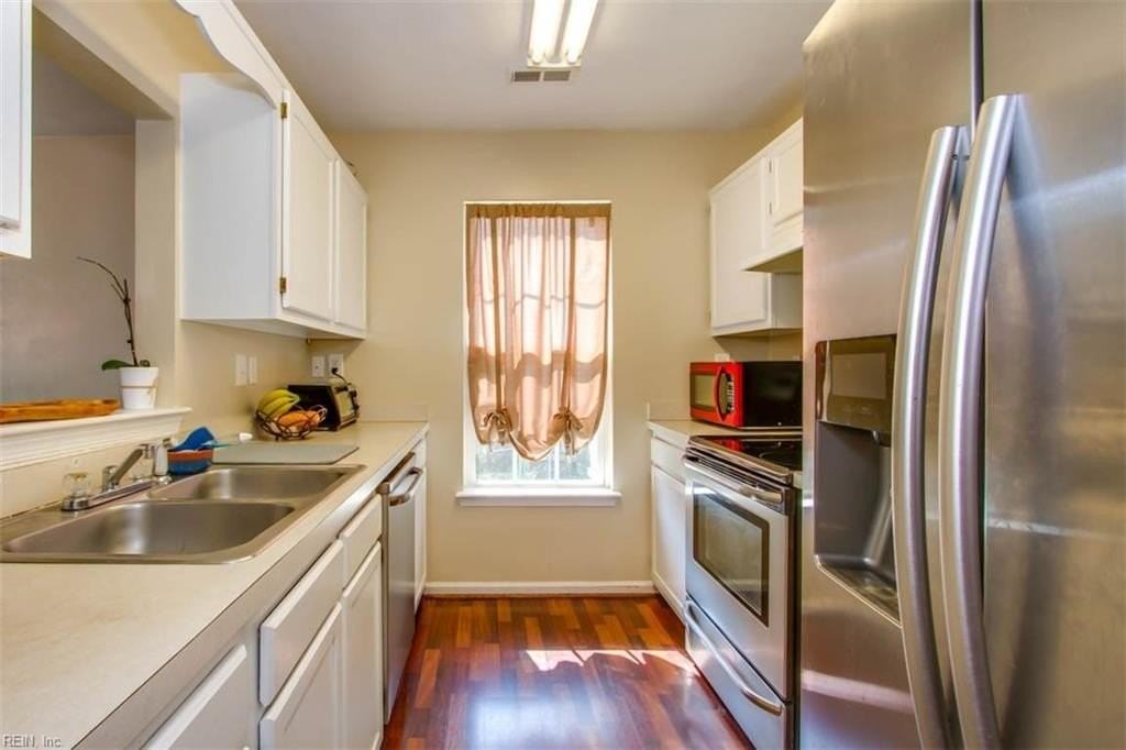 1512 Independence Blvd - Photo 7 of 15