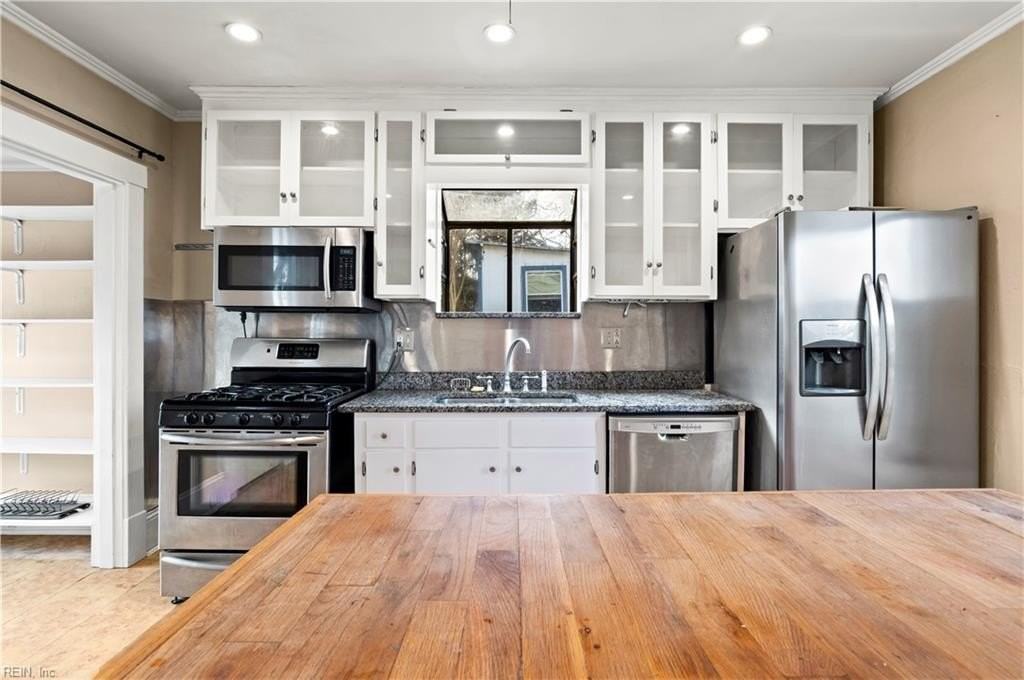 227 James St - Photo 3 of 22