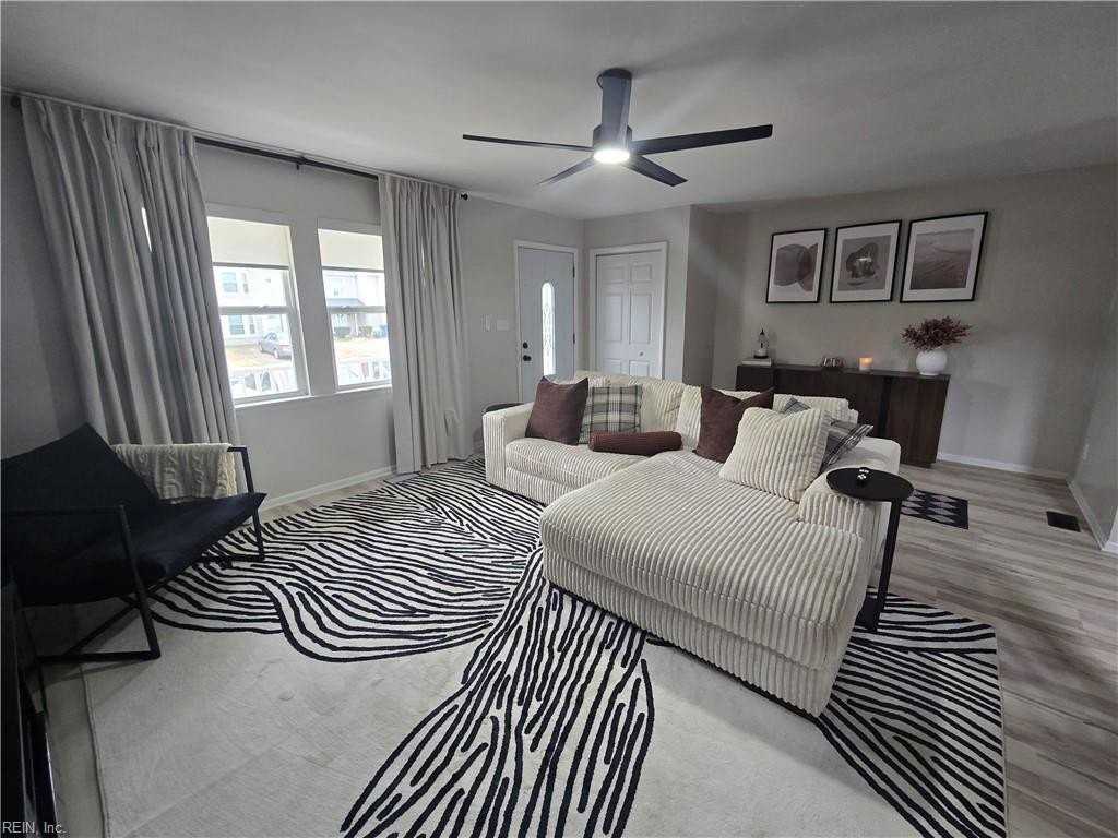 5413 Woburn Ln - Photo 5 of 23