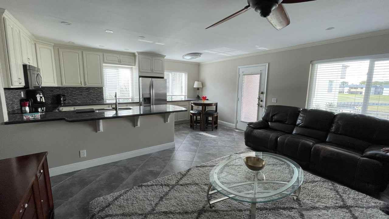 510 Flanders K - Photo 6 of 39