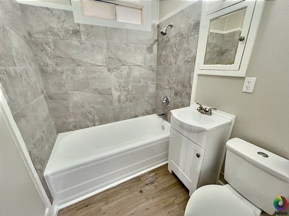 742 W Avenue Z - Photo 6 of 11