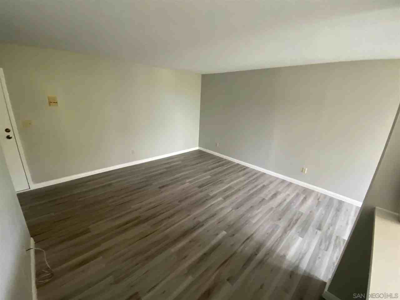 6930 Hyde Park Dr Unit 304 #304 - Photo 3 of 12