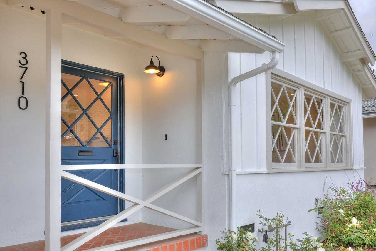 3710 Torino Dr - Photo 4 of 28