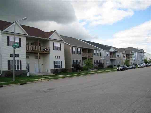 8101 Starr Grass Dr - Photo 2 of 27