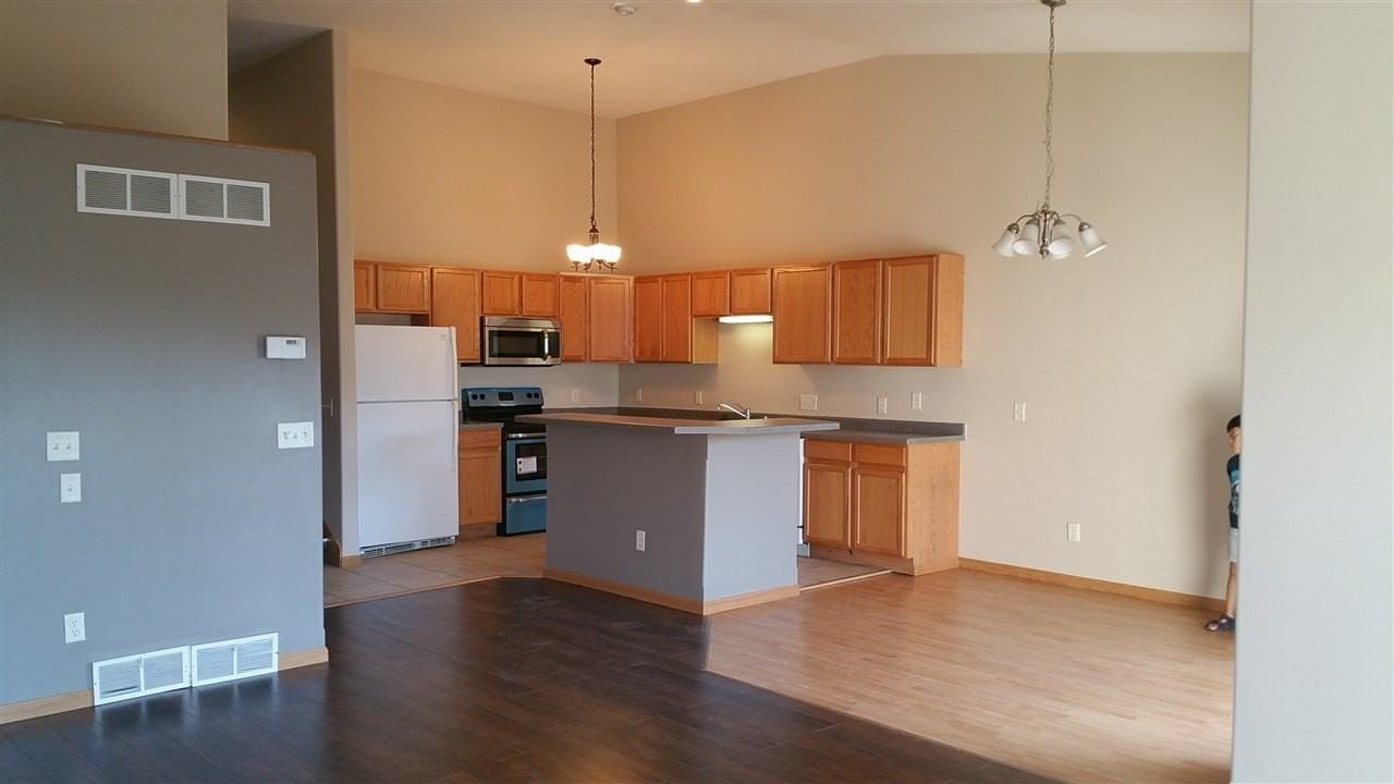 8101 Starr Grass Dr - Photo 7 of 27