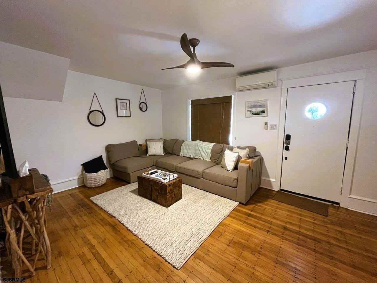 7201 Winchester Ave - Photo 2 of 14