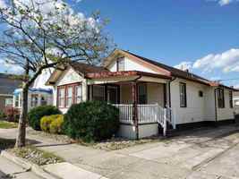 featured image of 103 N Rosborough Ave