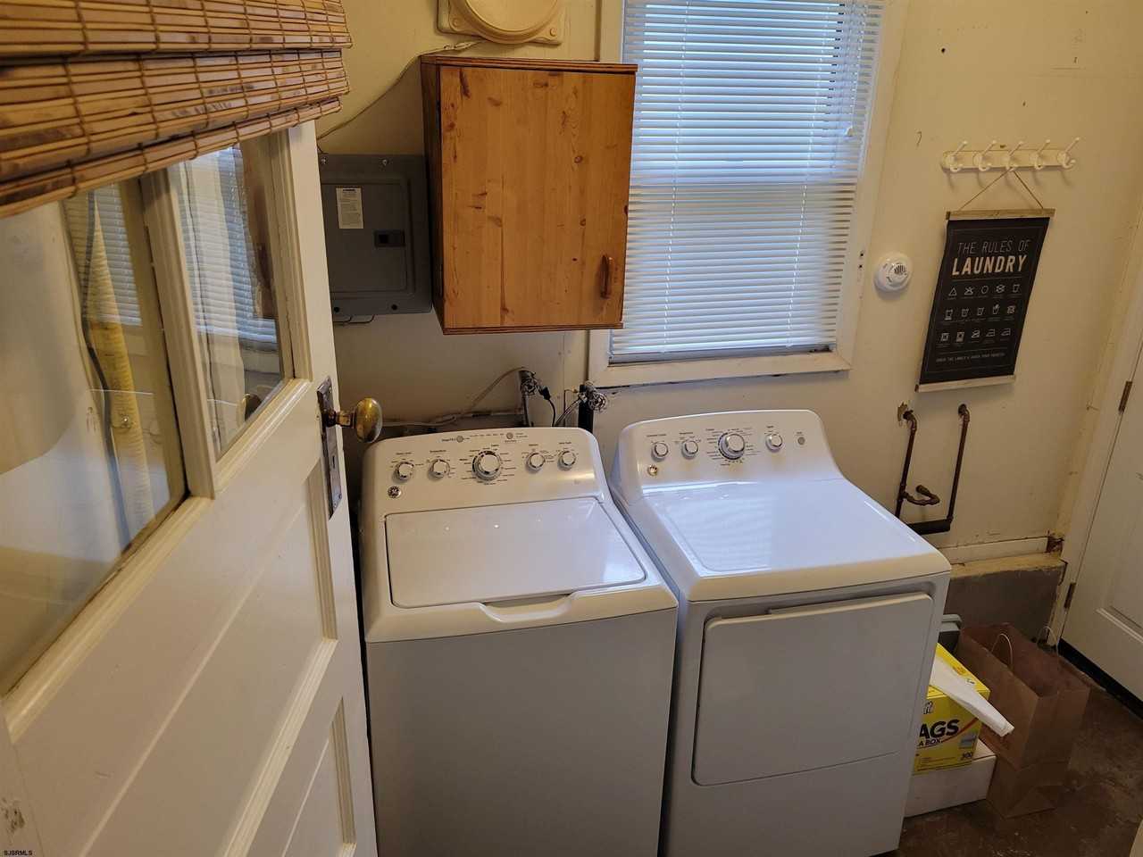 103 N Rosborough Ave - Photo 7 of 13