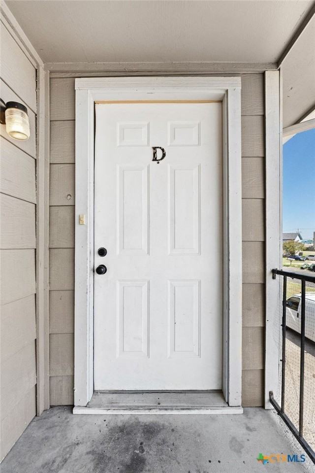 1005 Eastside Dr Apt D #D - Photo 2 of 9