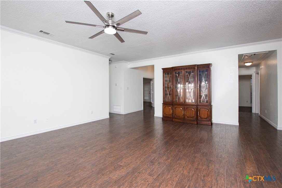 1802 Lava Ln - Photo 3 of 29