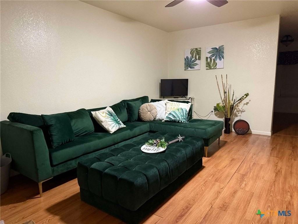 1008 Circle M Dr Apt D #D - Photo 3 of 28