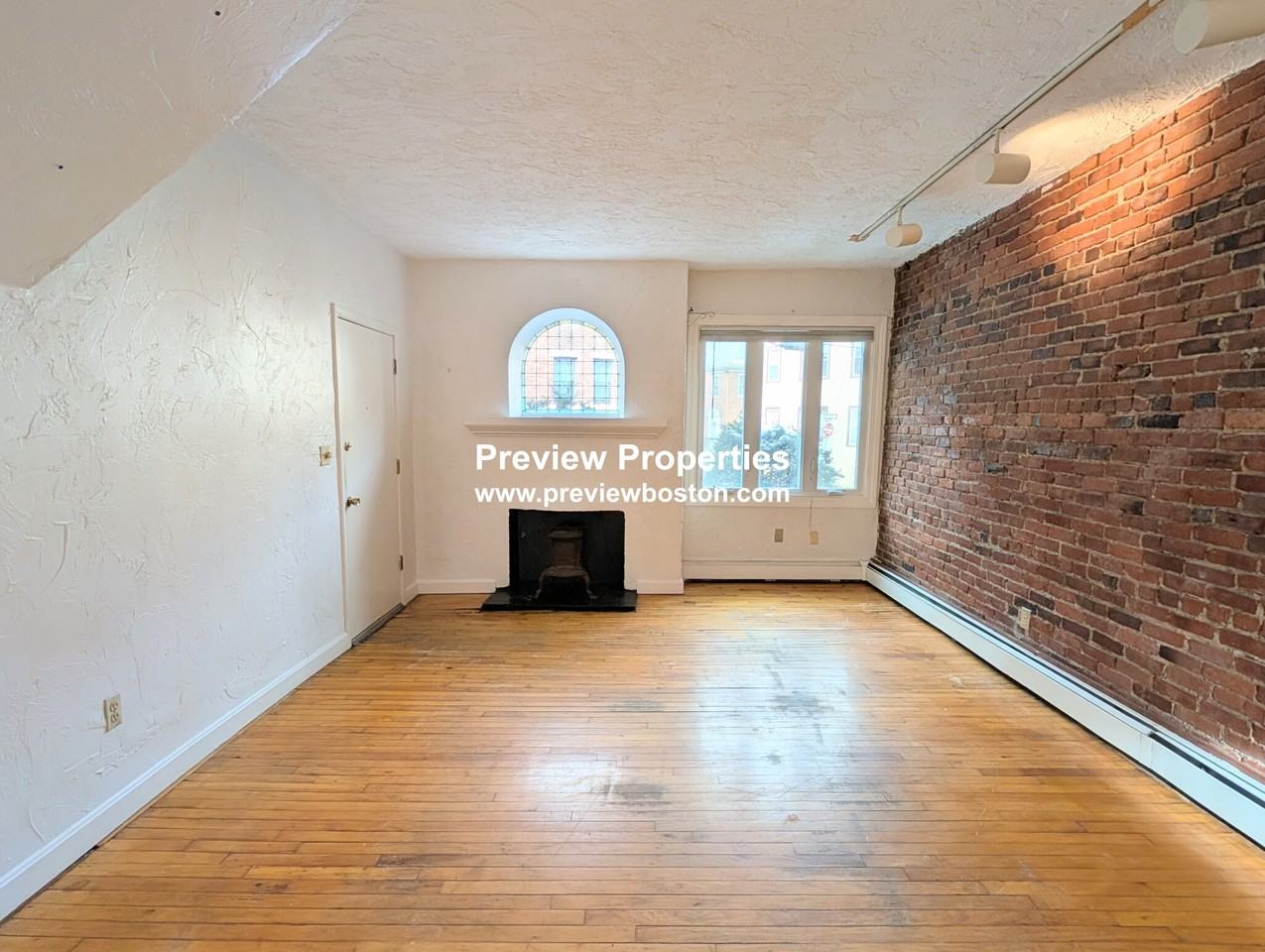 Sutherland Rd #1 - Photo 3 of 8