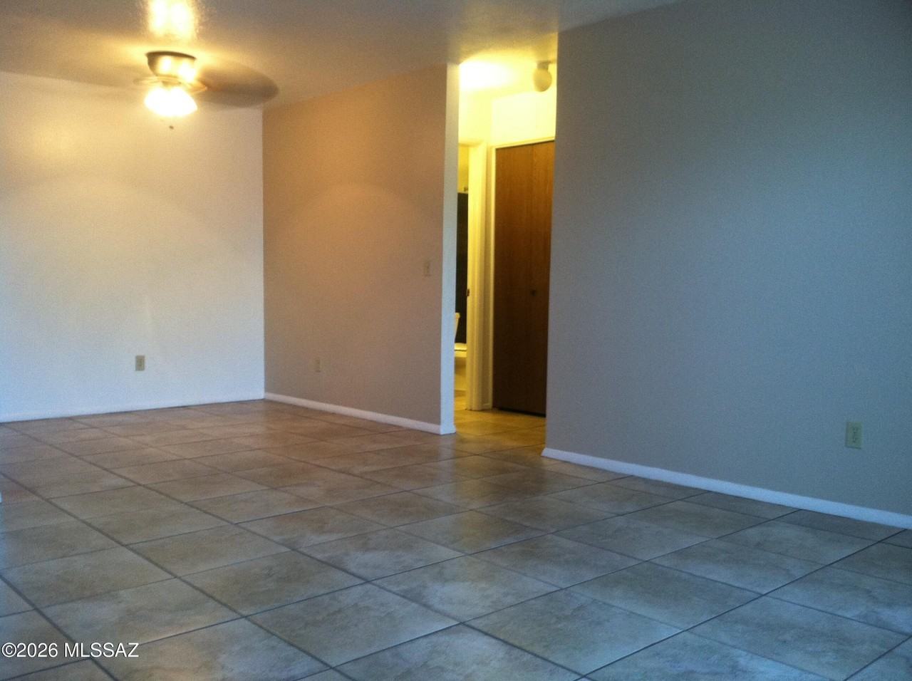 6625 E Golf Links Rd #5 - Photo 3 of 13