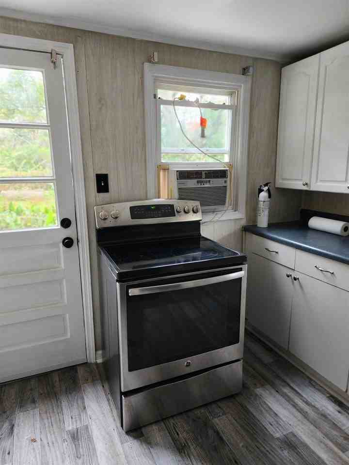 1625 Old Bainbridge Rd - Photo 7 of 19