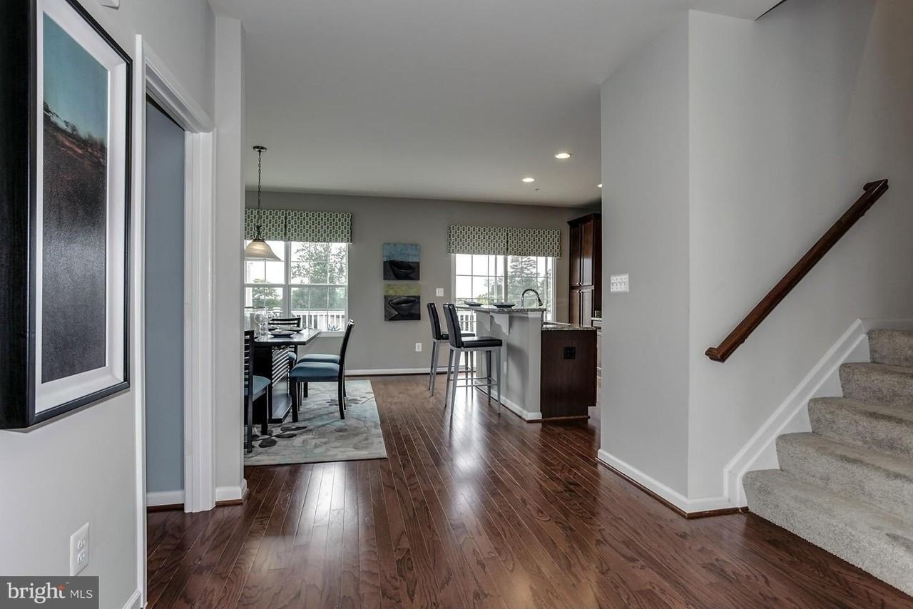 8624 Red Rock Ln - Photo 6 of 30