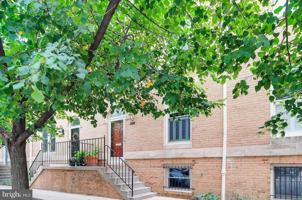 featured image of 2919 Elliott St